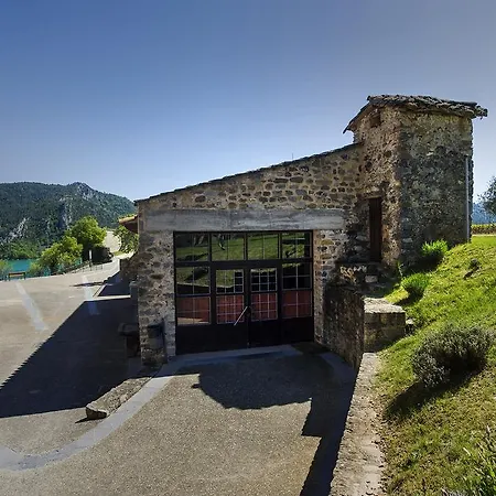 Holiday park Ligueerre 3*